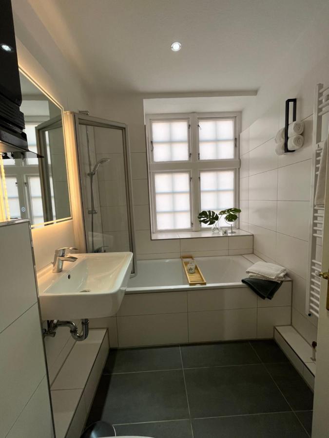 Lykkefund - Ferienwohnungen In Hafennaehe Glückstadt Exteriör bild